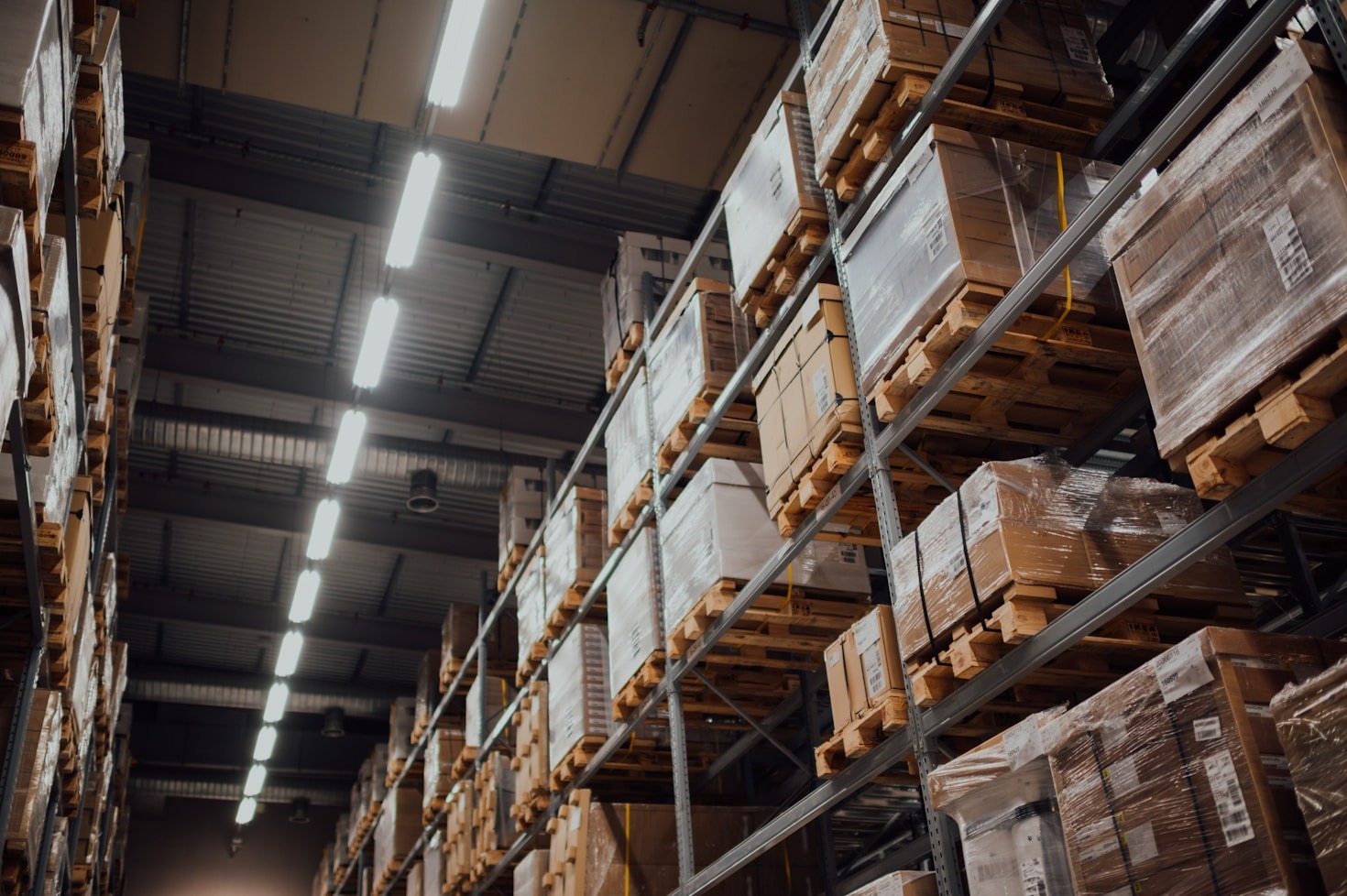Building Trust with Premium Logistics Services